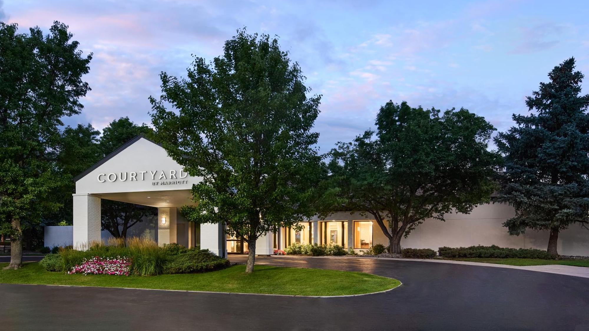 Courtyard By Marriott Fort Collins Exterior photo